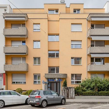 Ferienwohnung Swiss Star District 11 - contactless self check-in Zürich Exterior foto